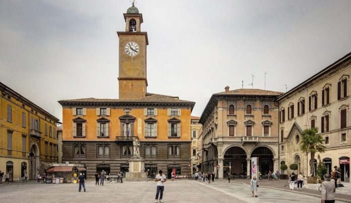 Reggio Emilia piazza Prampolini