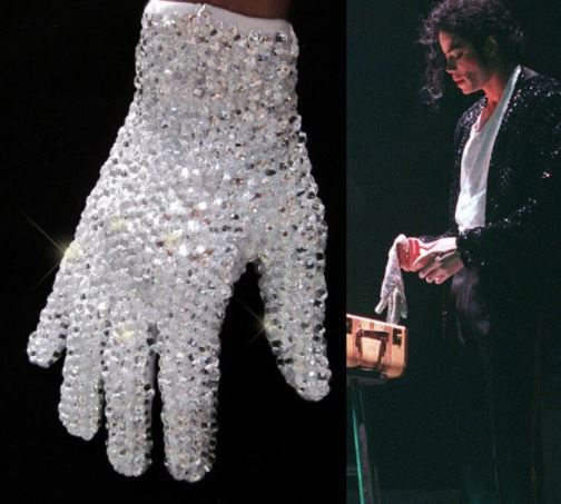 guanti con Swarowski  indossati da Michael Jackson 