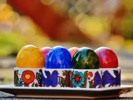 50 frasi di Pasqua per fare gli auguri e scrivere biglietti pasquali