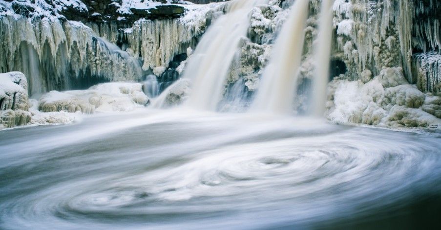 Sognare un buco nell'acqua o mulinello